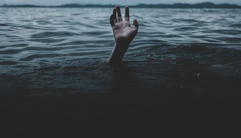 Photography Nightmares: Professional Photographers Share Their Horror Stories on the Job