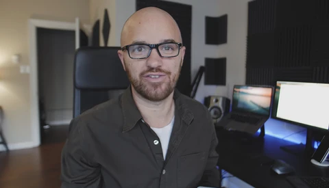 Want to Start Your Own Photography Business? Here's What Your Days Will Look Like