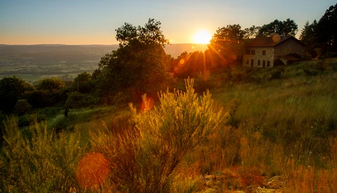 Give the Lens Flare in Your Landscape Photo the Finger
