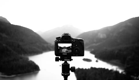 Understanding the Differences Between Raw and JPEG