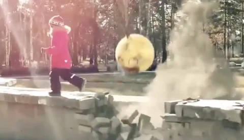 Amazing Chase Scene Involving Child May Have Used Special Effects