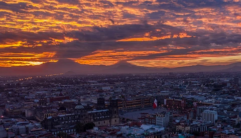 A Beautiful Drone-lapse Video of Mexico City