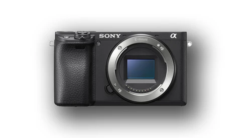 Sony Announces the a6400: an APS-C Camera Perfect for Vloggers?