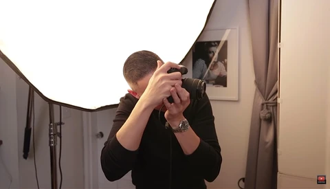 How to Create a White Background When Shooting With Only One Light