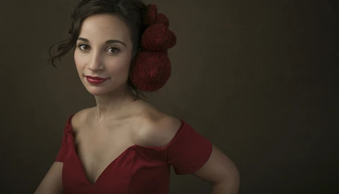 Four Tips Behind the Art of Photographing Non-Models in Studio
