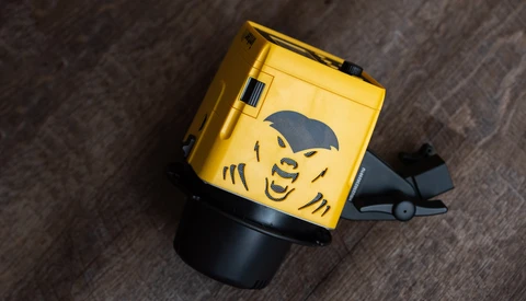 Fstoppers Reviews: The Badger Unleashed TTL & HSS Strobe