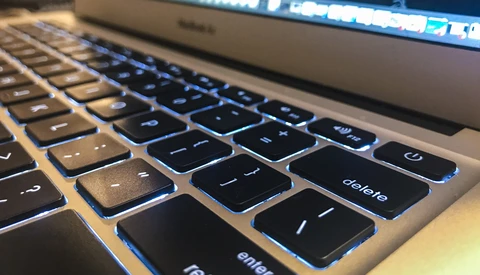 Simple Lightroom Trick: Before/After Preview Key