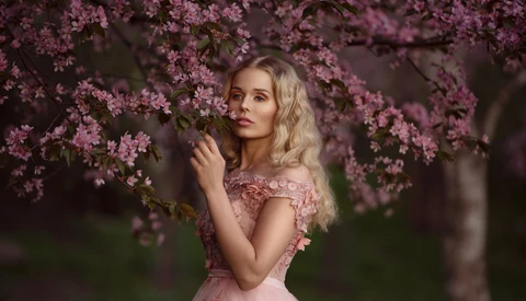 Fstoppers Photographer of the Month (March 2019): Anna Pyhäjärvi