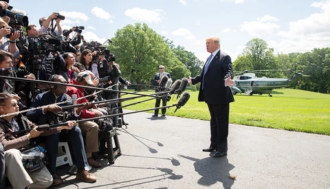 Donald Trump Actually Likes Journalists, but Only if They're Holding Cameras