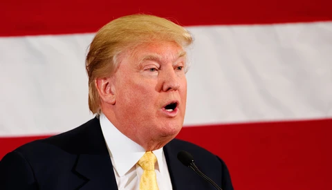 Trump Threatens to Imprison Photojournalist Who Took Photo of Letter From Kim Jong-un Despite Warnings Not To