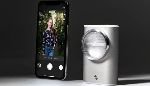 Kickstarter for LIT Xenon Flash for Smartphones Is Canceled Despite Raising 150% of Goal