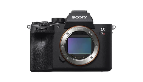 Five Reasons Why You Should Switch to Sony Mirrorless