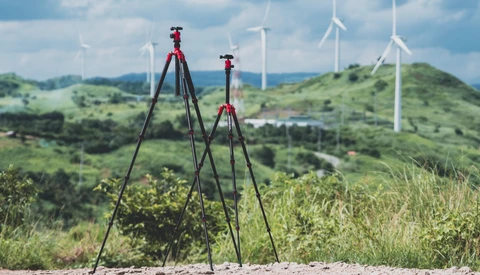 The Standard of Entry-Level Travel Tripods: A Review of the Manfrotto Element Traveller Series