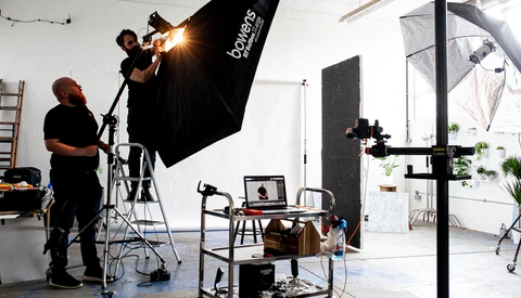 Struggling to Break into Professional Photography?