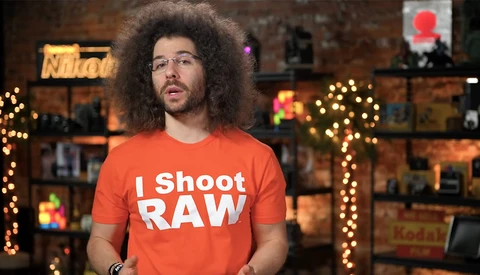 DSLRs Are Officially Dead Says Fro Knows Photo, I Say Maybe Not