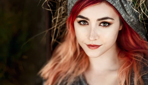 Fstoppers Reviews the Zenitar 85mm f/1.4