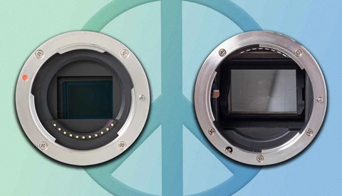 Mirrorless or DSLR? Why so Furious?