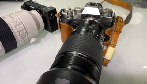 Sony Versus Fuji Lenses: Which Are Sharper?
