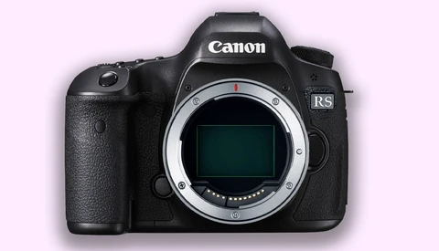Is Canon's Next Mirrorless Full-Frame Camera Going to Be 75 Megapixels?
