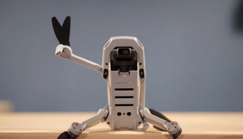 Fstoppers Reviews the DJI Mavic Mini Drone