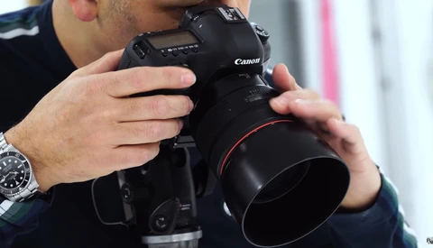 How to Ensure Your Lens Is as Sharp as It Can Be Without a Tool