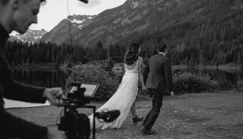 How to Capture Both Photo and Video for Weddings on the Same Day