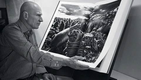 Inspirational Photographers in Focus: What Can We Learn From Salgado's Genesis?