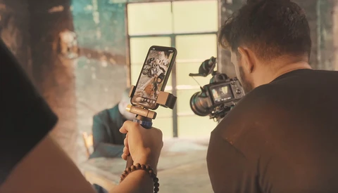 Saramonic Partners With Benro and Introduces DIY Content Creation Kit: Roadieographer