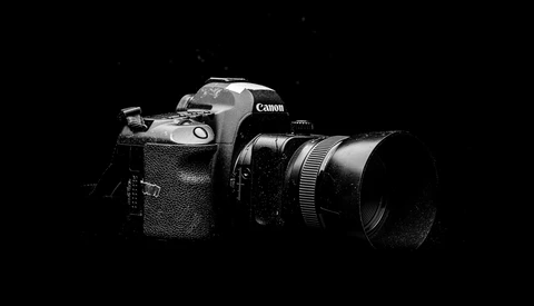 The Differences Between Pro and Amateur Cameras