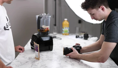 5 Helpful Tips for Shooting Handheld Video