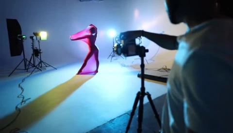 Five Tips on Working With Nude Models