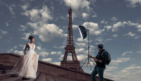Elinchrom Introduces Quick and Easy to Setup Softboxes: the Snaplux