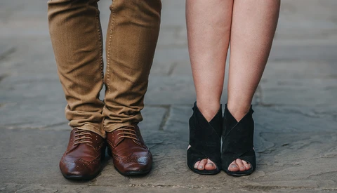 How Do Our Photographs Impact Our Modern Day Dating Life?