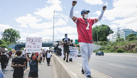With Trump Threatening to Track Protestors Down, Should Photojournalists Show Faces in Photos?