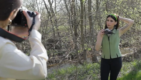 Up Your Portrait Game With These Posing Tips