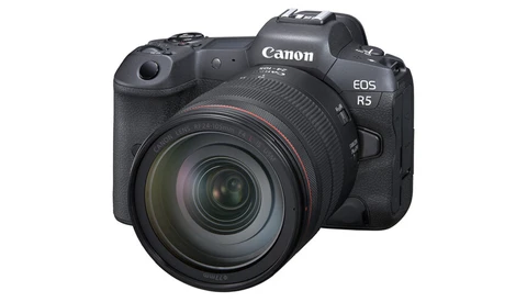 The Major Advantage Canon and Nikon Have Over Sony When It Comes to Mirrorless Cameras