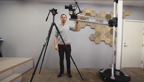 A Custom Designed 3D Printed $10,000 Studio Stand That You Can DIY