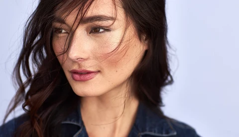 How to Create Flattering Portraits in Harsh Sunlight