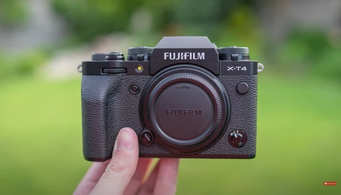 How Does Fujifilm's Flagship X-T4 Camera Hold Up in the Long Run?
