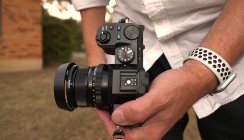 An Early Hands-on Look at the New Fujifilm X-S10