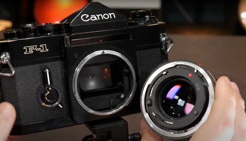 Check Out the Ingenious Design That Went Into the 1971 Canon F-1 and Its Light Meter