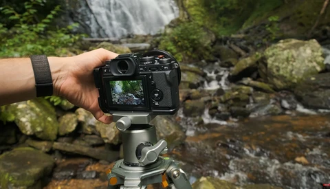 A Guide to Shutter Speeds When Photographing Waterfalls and Seascapes