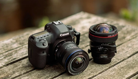 Laowa 15mm f/4.5 Shift Lens Versus Canon TS-E 17mm f/4.0L: Which Is the Best Wide Angle Shift Lens?