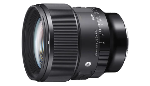 Sigma May Soon Start Making Lenses for Nikon and Canon Mirrorless Cameras
