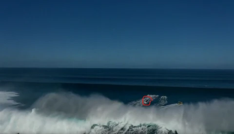 Video Shows Photographer Breaking Back in Deathly Surf