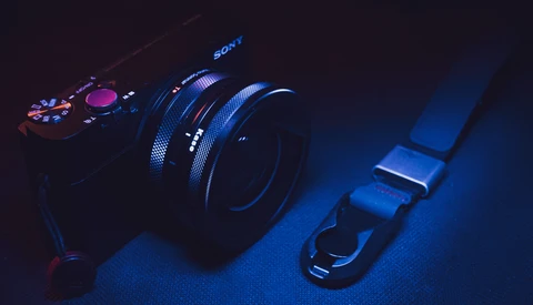 Helpful Accessories for Compact Camera Users
