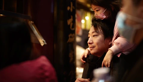 Stunning Nighttime Street Photography With 150 Megapixel Medium Format Camera