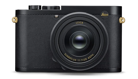 Special Edition Leica Q2 Released in a Collaboration With Actor Daniel Craig and Photographer Greg Williams