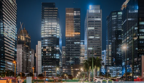 We Review the Sony FE 12-24mm f/2.8 G Master Lens: Wider, Faster, Sharper