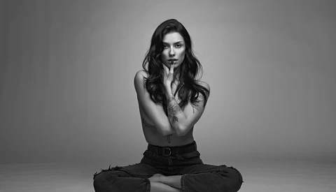 Even Portrait Lighting With Just One Light